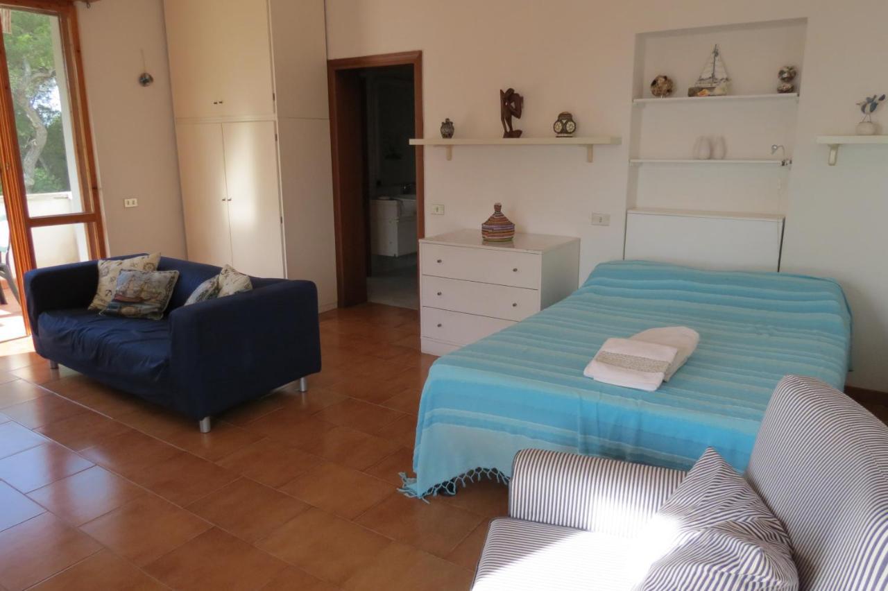 Bellavista Beachfront Apartments Quercianella Eksteriør bilde